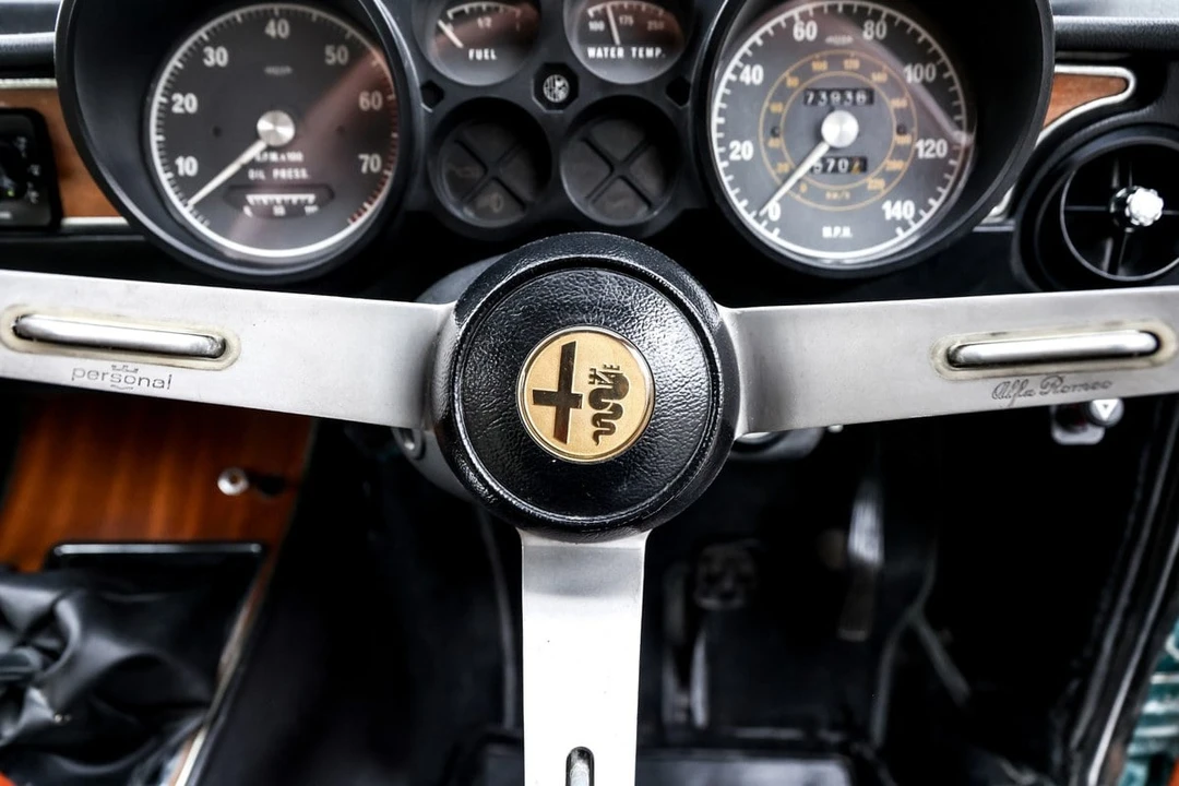 1974 Alfa Romeo 2000 GT Veloce - Image 15 of 30