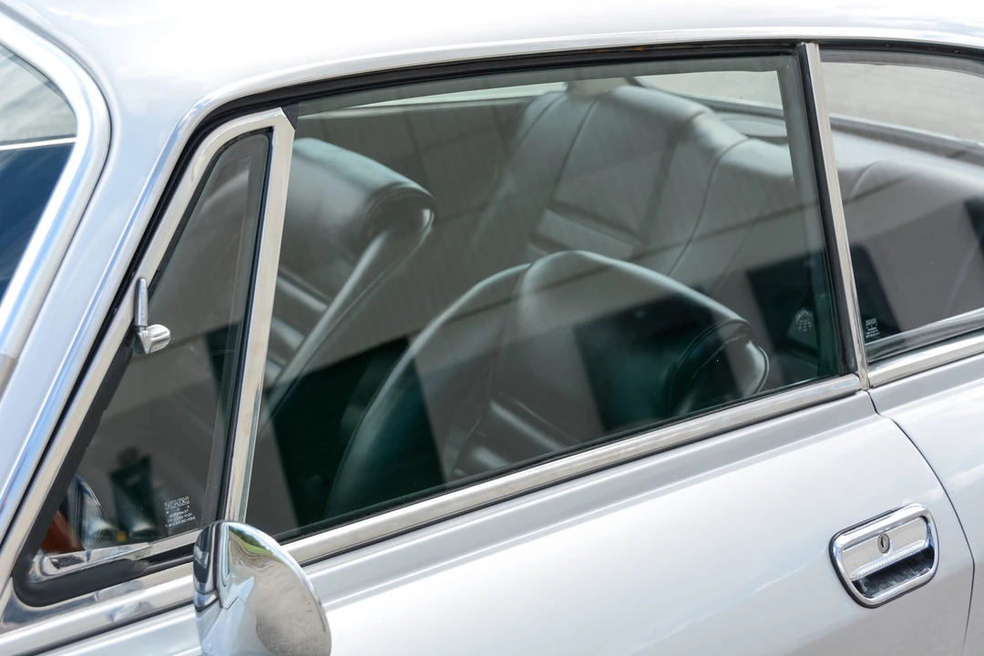 1974 Alfa Romeo 2000 GT Veloce - Image 25 of 31