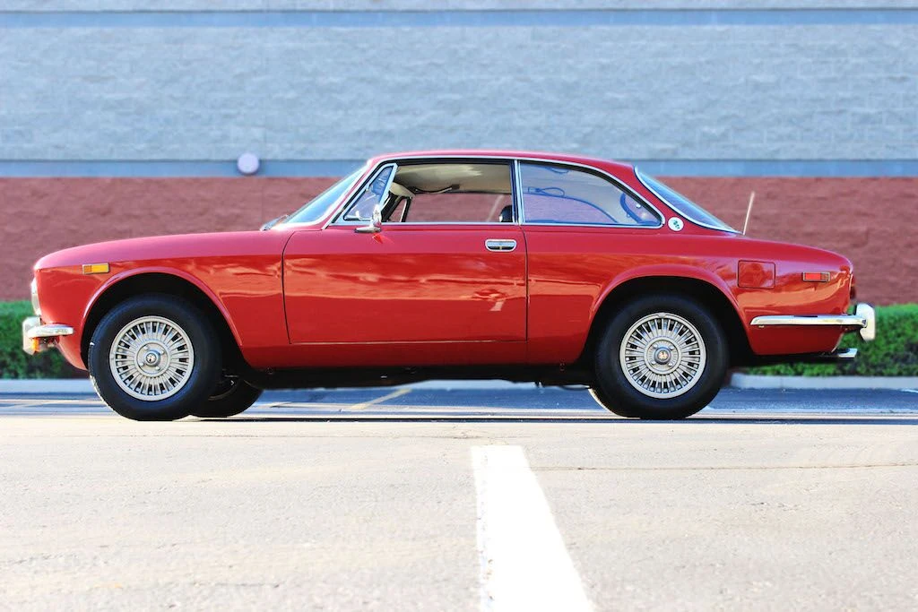 1974 Alfa Romeo 2000 GT Veloce - Image 5 of 31
