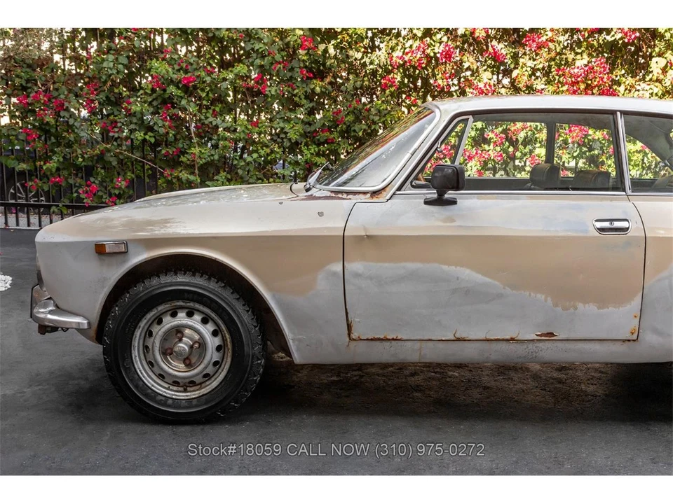 1974 Alfa Romeo Alfetta GT - Image 12 of 31