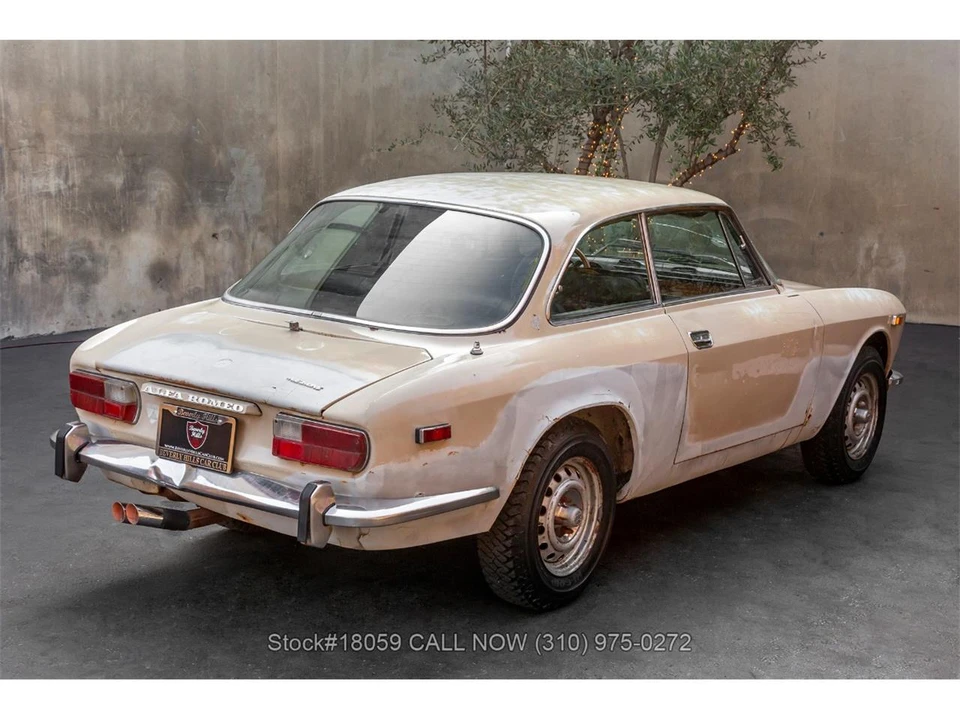 1974 Alfa Romeo Alfetta GT - Image 5 of 31