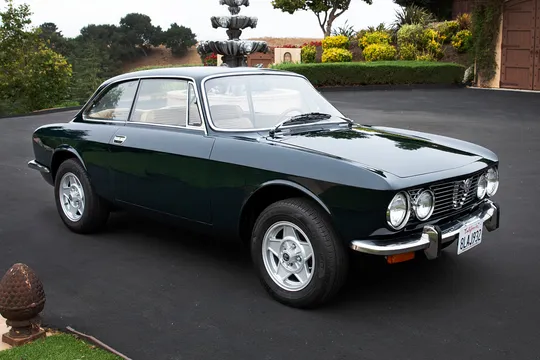 1974 Alfa Romeo GTV 2000