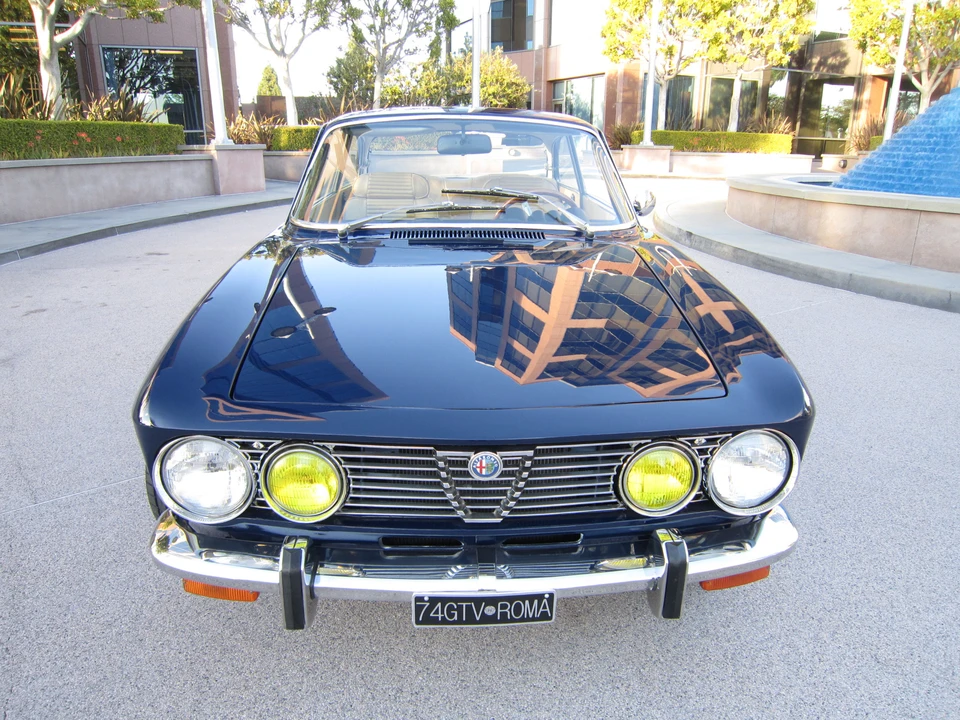 1974 Alfa Romeo 2000 GT Veloce - Image 7 of 31