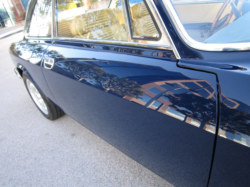 1974 Alfa Romeo 2000 GT Veloce - Image 22 of 31