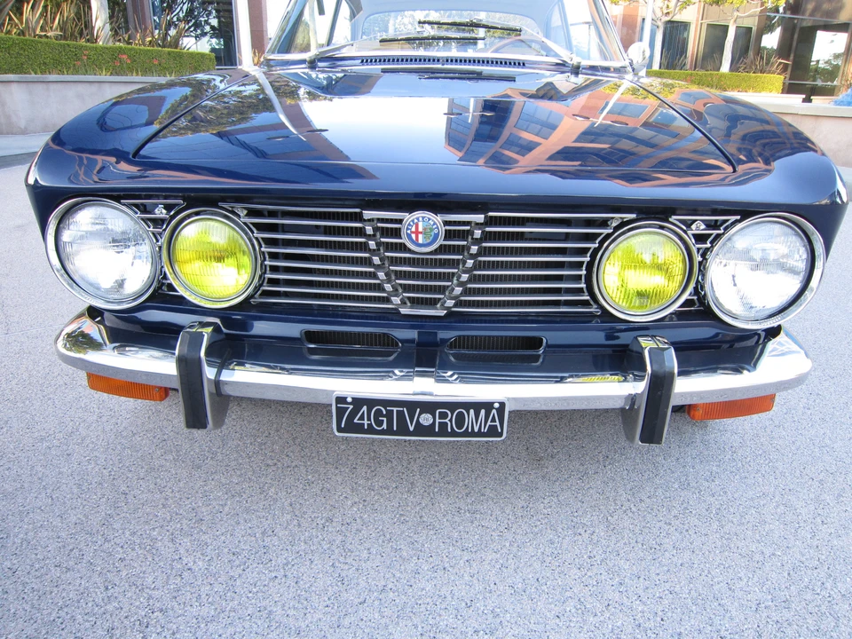 1974 Alfa Romeo 2000 GT Veloce - Image 8 of 31