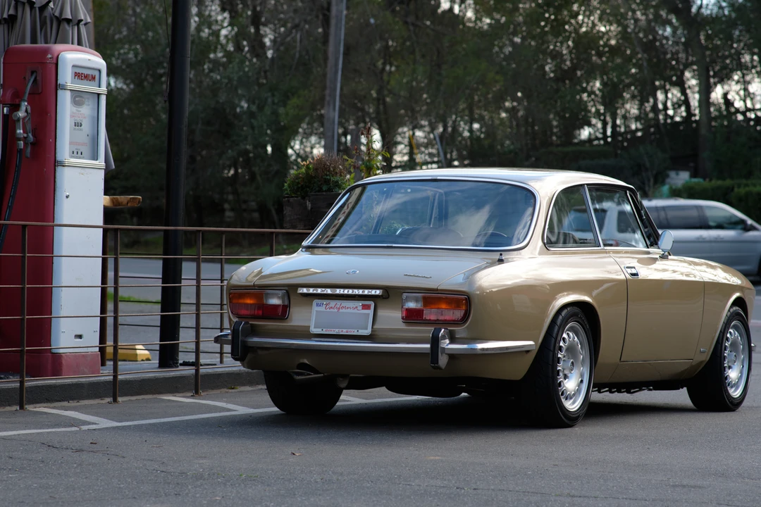 1974 Alfa Romeo 2000 GT Veloce - Image 7 of 31