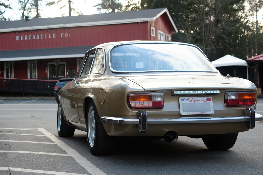 1974 Alfa Romeo 2000 GT Veloce - Image 9 of 31