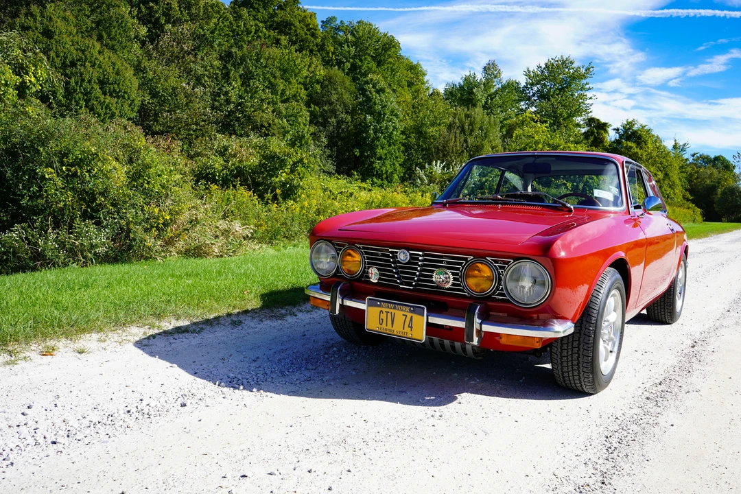 1974 Alfa Romeo 2000 GT Veloce - Image 15 of 31