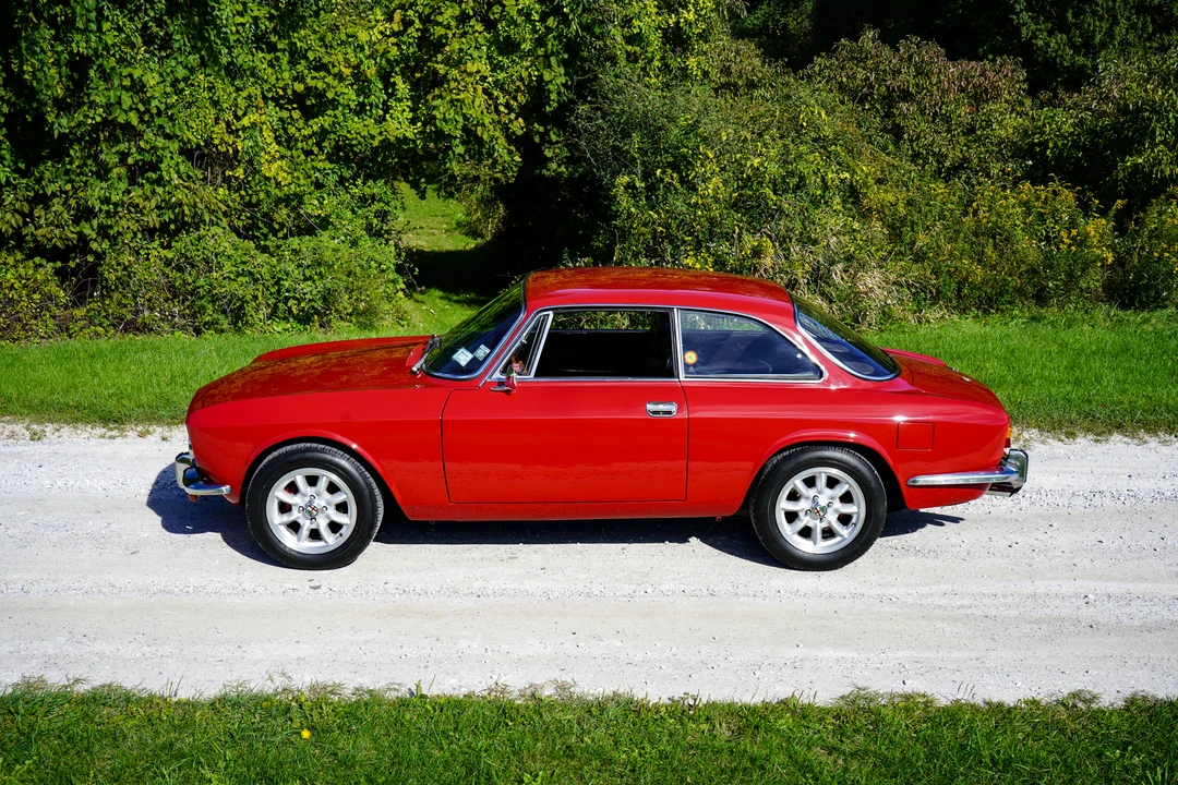 1974 Alfa Romeo 2000 GT Veloce - Image 23 of 31