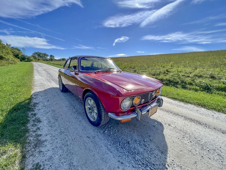 1974 Alfa Romeo 2000 GT Veloce - Image 6 of 31