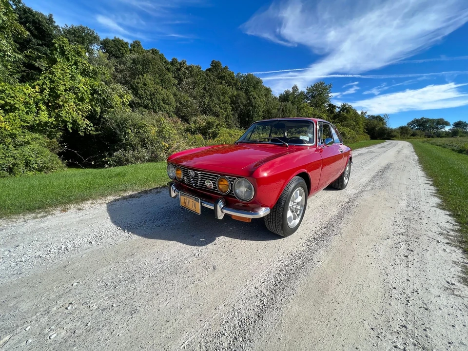 1974 Alfa Romeo 2000 GT Veloce - Image 17 of 31