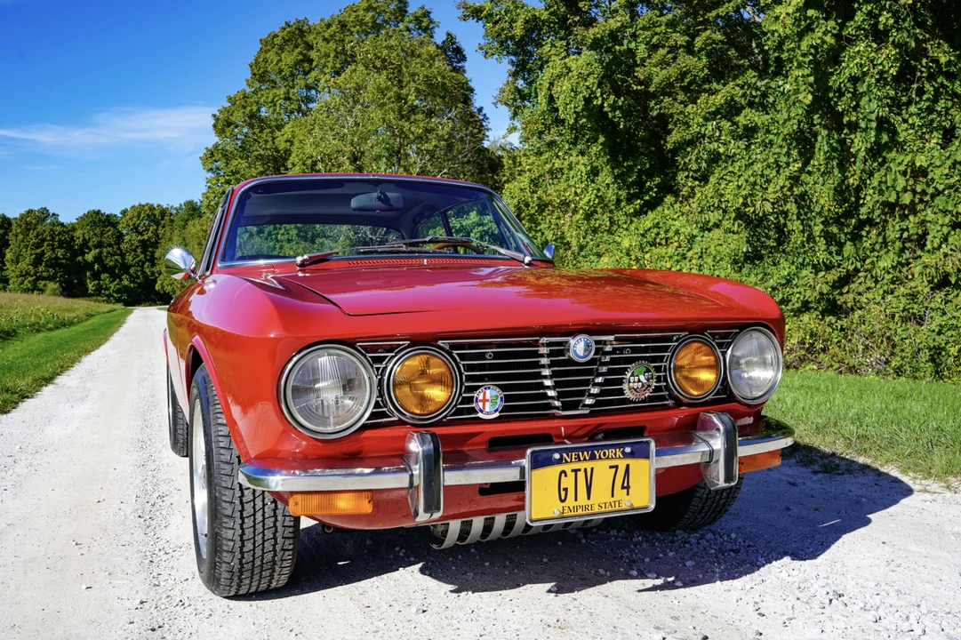 1974 Alfa Romeo 2000 GT Veloce - Image 9 of 31