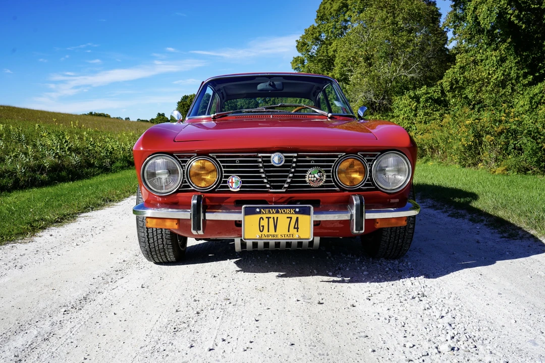 1974 Alfa Romeo 2000 GT Veloce - Image 11 of 31