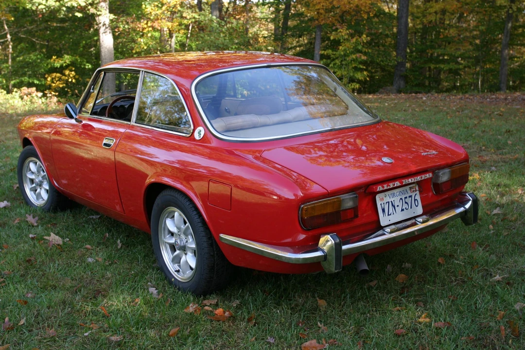 1974 Alfa Romeo 2000 GT Veloce - Image 14 of 31
