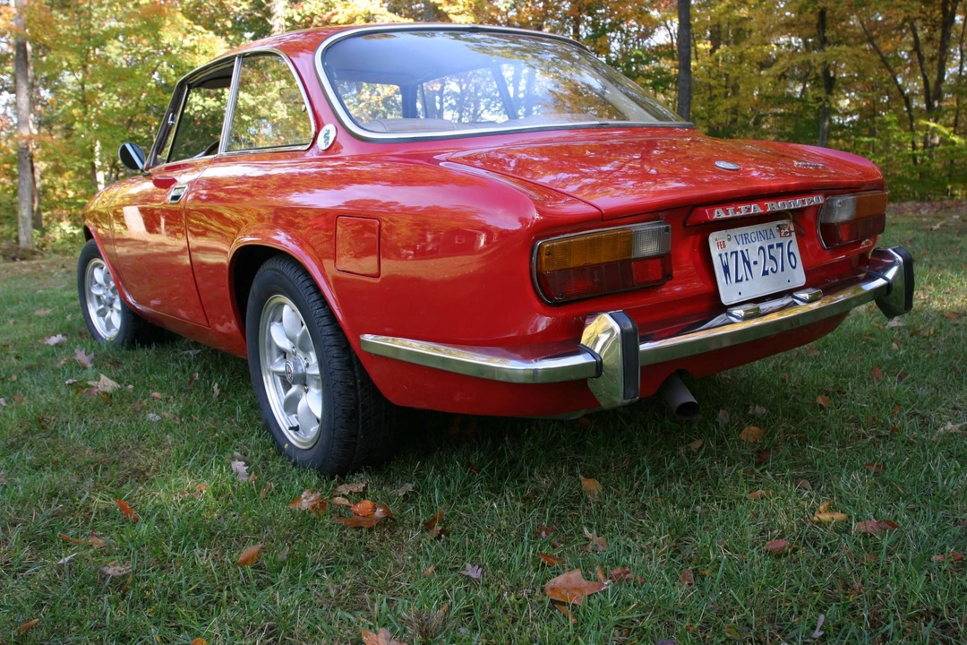 1974 Alfa Romeo 2000 GT Veloce - Image 16 of 31