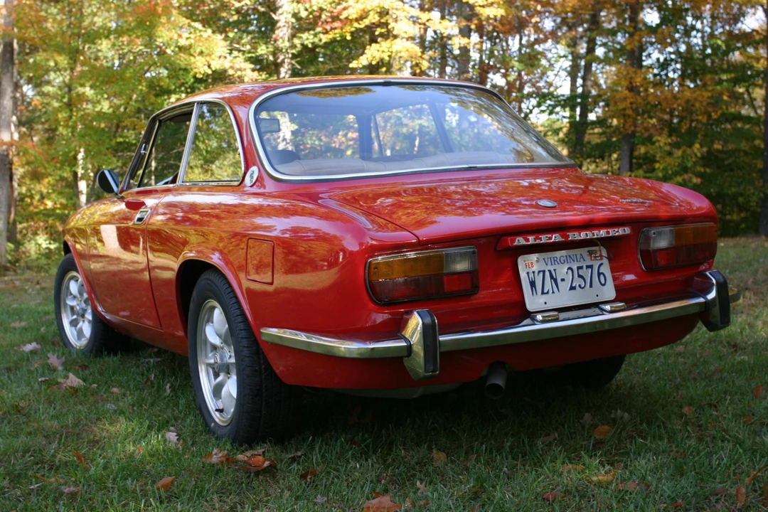 1974 Alfa Romeo 2000 GT Veloce - Image 17 of 31