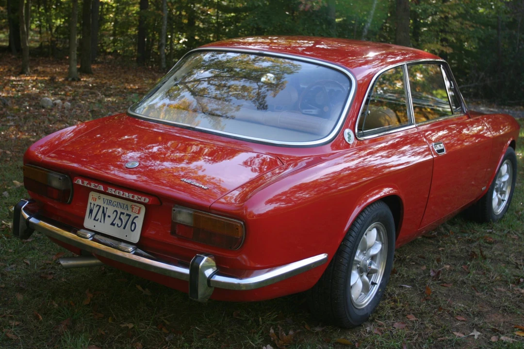 1974 Alfa Romeo 2000 GT Veloce - Image 21 of 31