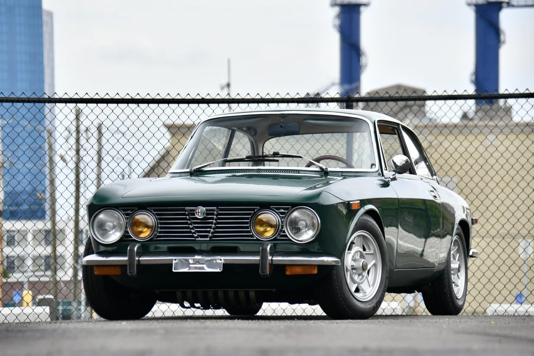 1974 Alfa Romeo 2000 GT Veloce - Image 4 of 31