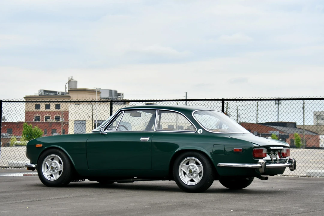 1974 Alfa Romeo 2000 GT Veloce - Image 9 of 31