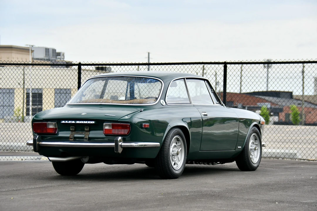 1974 Alfa Romeo 2000 GT Veloce - Image 19 of 31