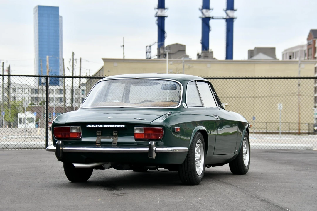 1974 Alfa Romeo 2000 GT Veloce - Image 18 of 31