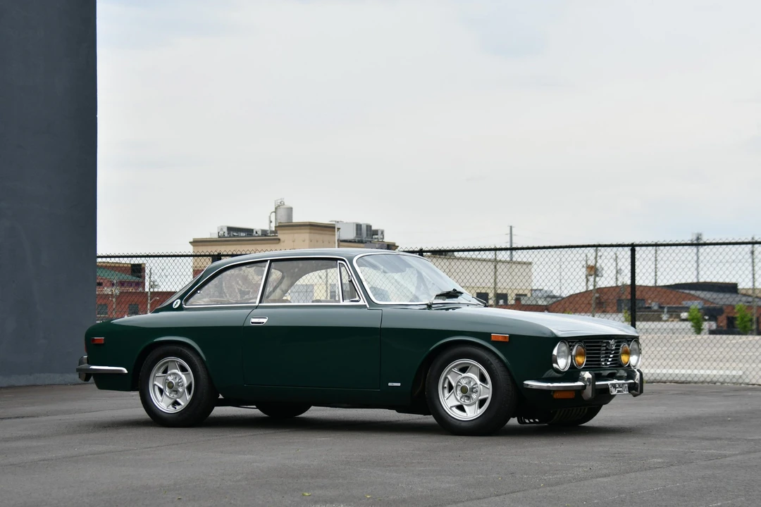1974 Alfa Romeo 2000 GT Veloce - Image 22 of 31