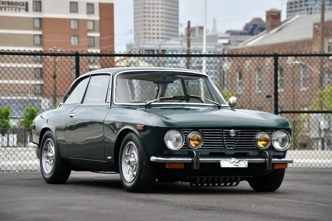 1974 Alfa Romeo 2000 GT Veloce - Image 31 of 31