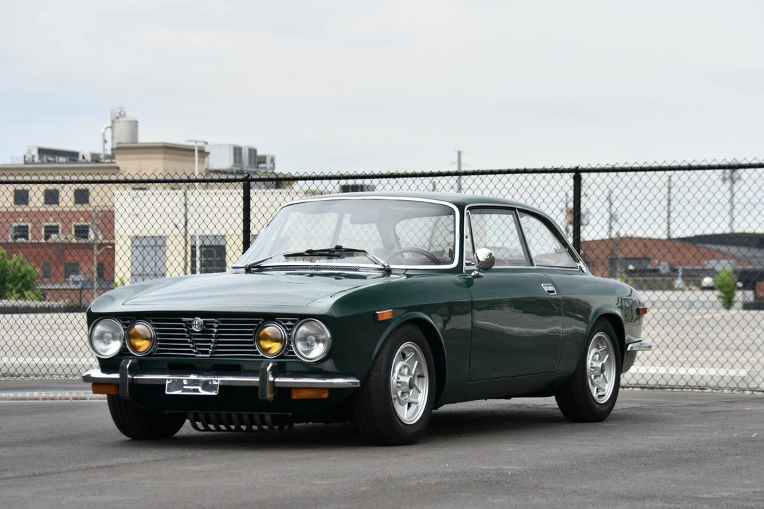 1974 Alfa Romeo 2000 GT Veloce - Image 6 of 31