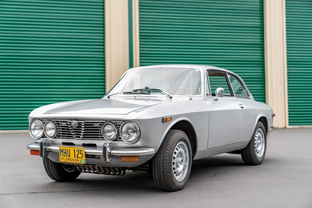 1974 Alfa Romeo 2000 GT Veloce - Image 4 of 31
