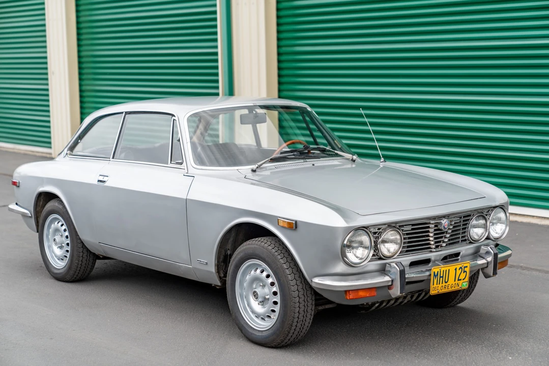 1974 Alfa Romeo 2000 GT Veloce - Image 9 of 31