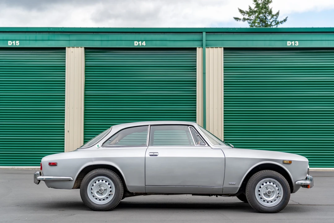 1974 Alfa Romeo 2000 GT Veloce - Image 10 of 31