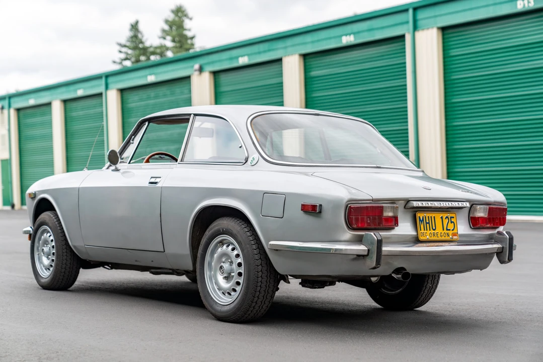1974 Alfa Romeo 2000 GT Veloce - Image 14 of 31
