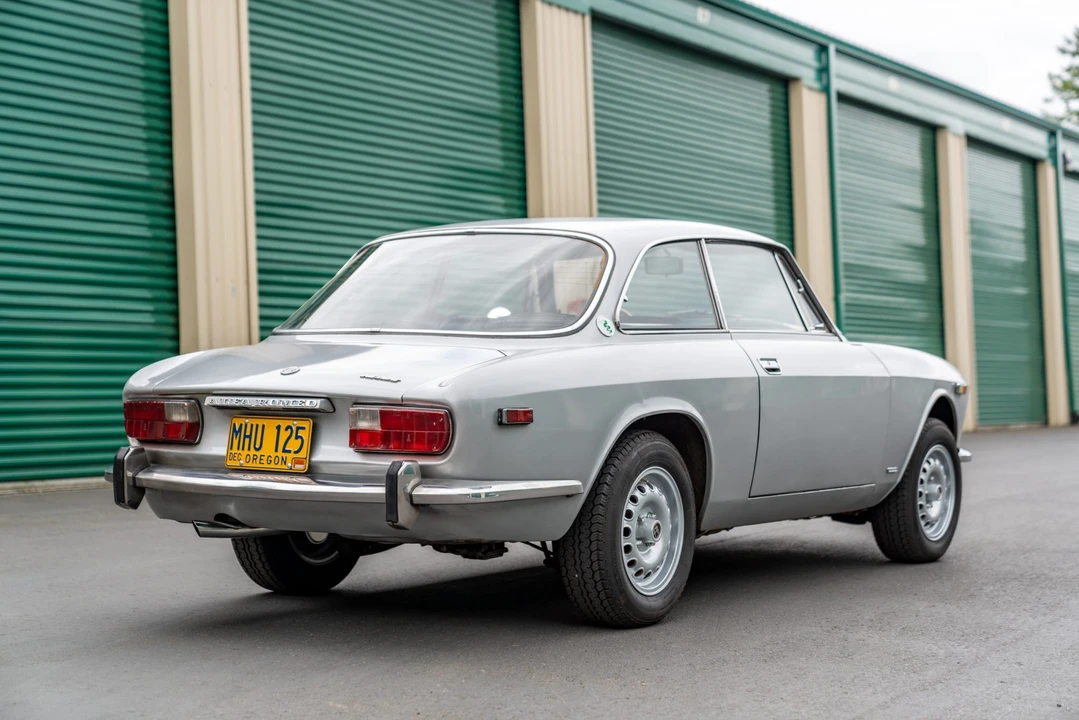 1974 Alfa Romeo 2000 GT Veloce - Image 11 of 31