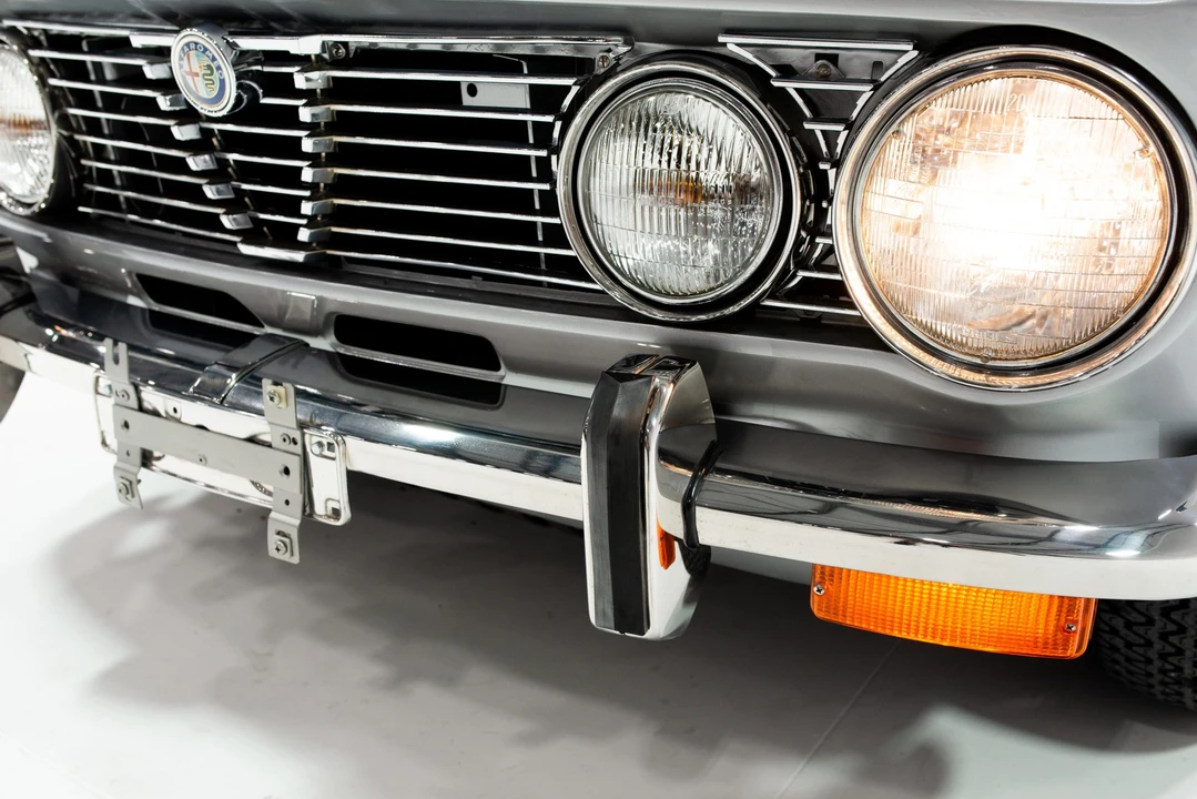 1974 Alfa Romeo 2000 GT Veloce - Image 12 of 31
