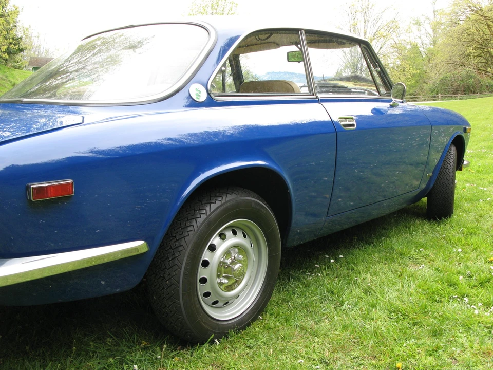 1974 Alfa Romeo 2000 GT Veloce - Image 8 of 31