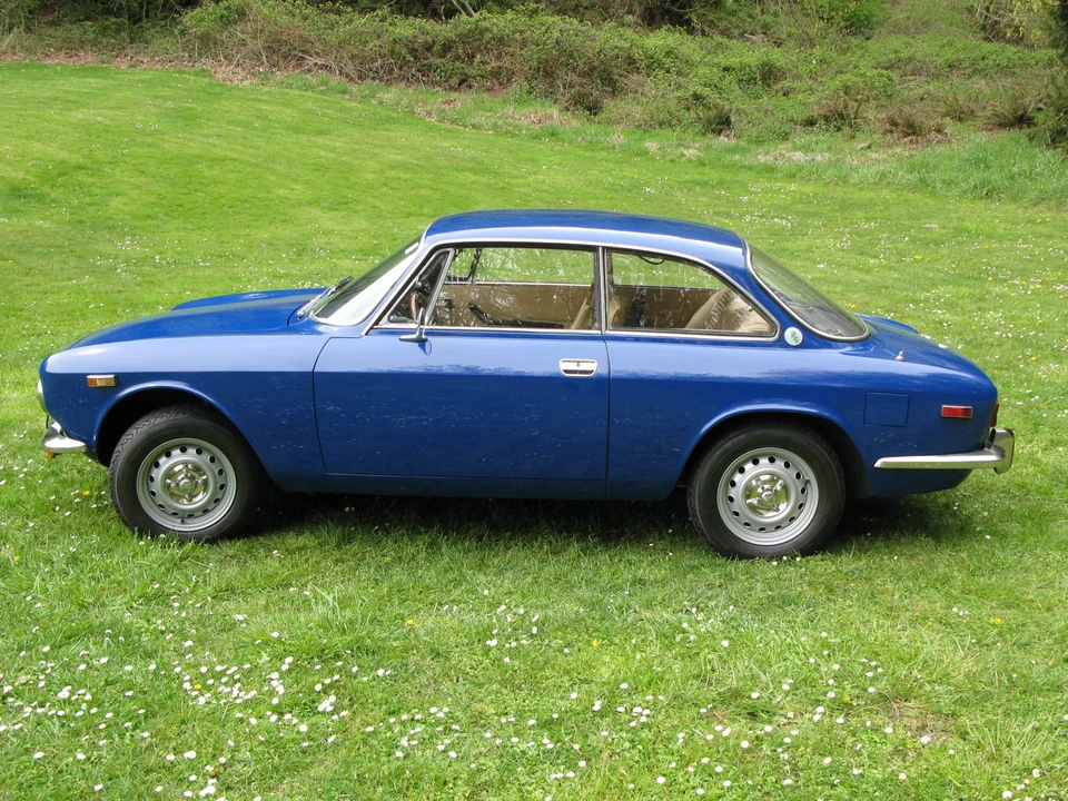 1974 Alfa Romeo 2000 GT Veloce - Image 3 of 31