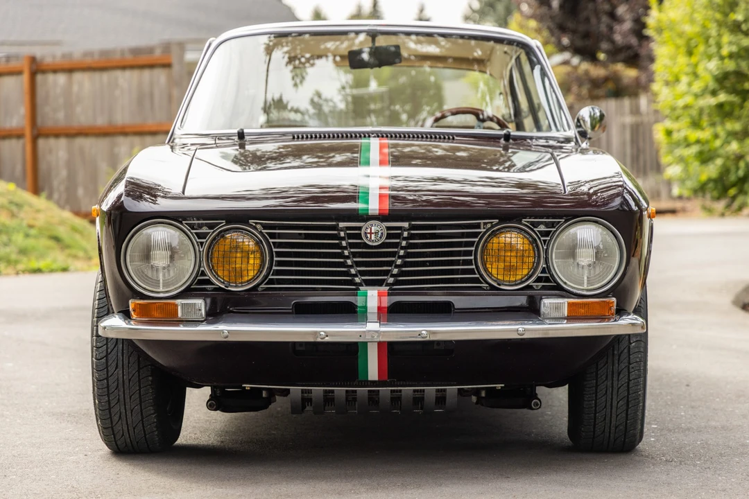 1974 Alfa Romeo 2000 GT Veloce - Image 10 of 31