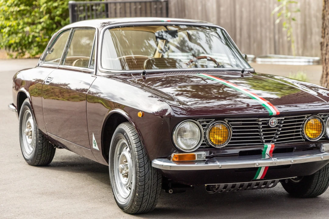 1974 Alfa Romeo 2000 GT Veloce - Image 9 of 31