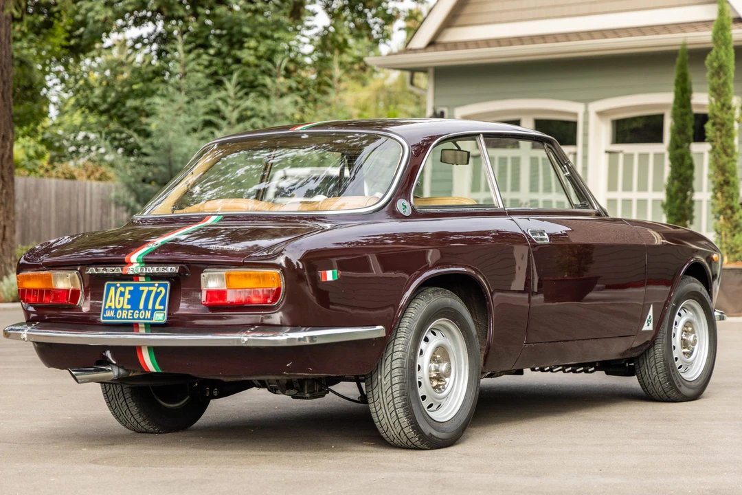 1974 Alfa Romeo 2000 GT Veloce - Image 6 of 31