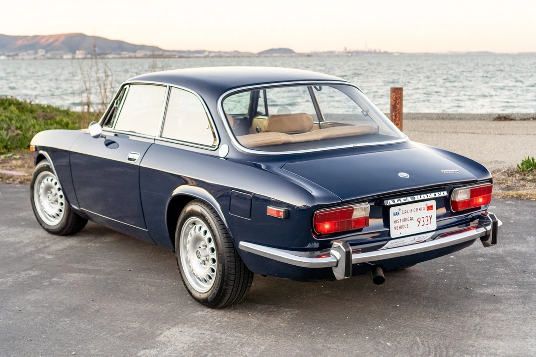 1974 Alfa Romeo 2000 GT Veloce - Image 9 of 31