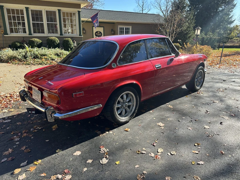 1974 Alfa Romeo 2000 GT Veloce - Image 8 of 31