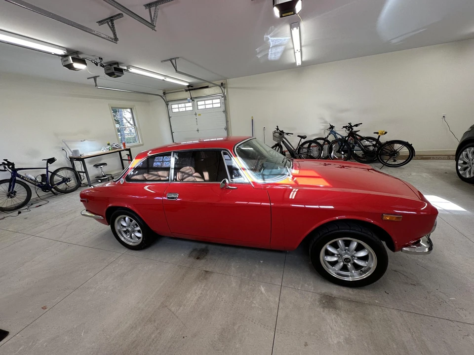 1974 Alfa Romeo 2000 GT Veloce - Image 16 of 31