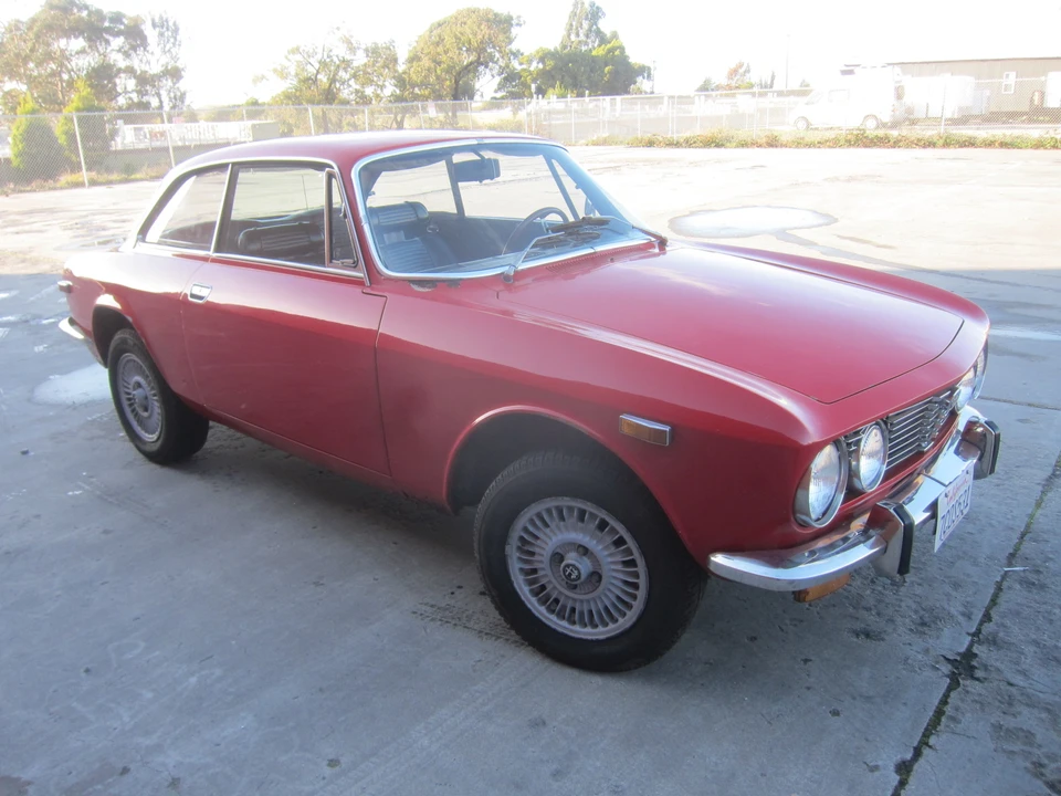 1974 Alfa Romeo 2000 GT Veloce - Image 5 of 31