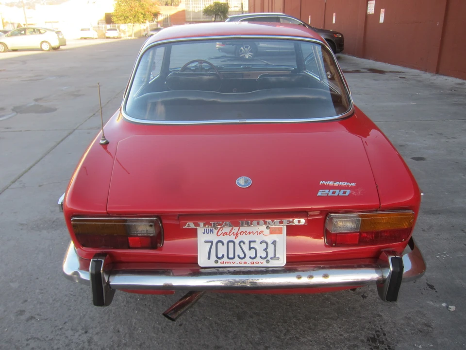 1974 Alfa Romeo 2000 GT Veloce - Image 8 of 31