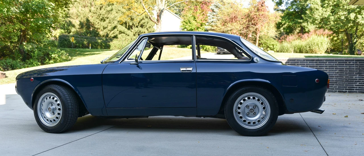 1974 Alfa Romeo 2000 GT Veloce - Image 6 of 31
