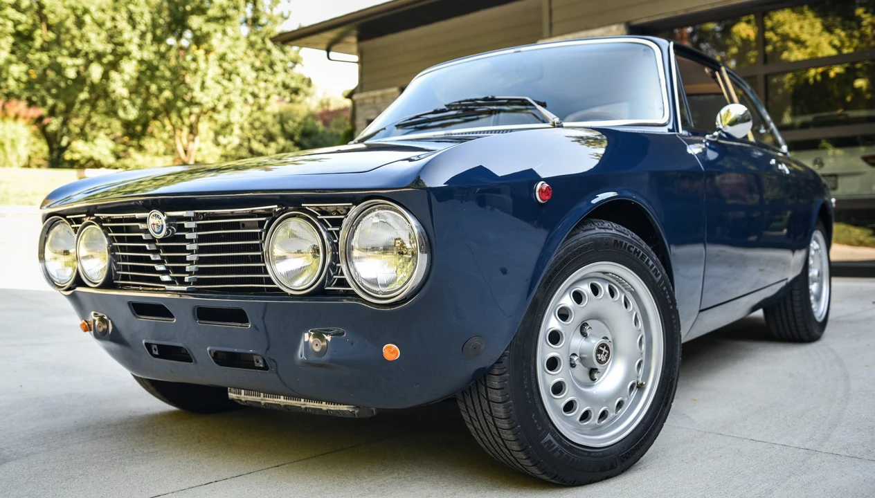 1974 Alfa Romeo 2000 GT Veloce - Image 3 of 31