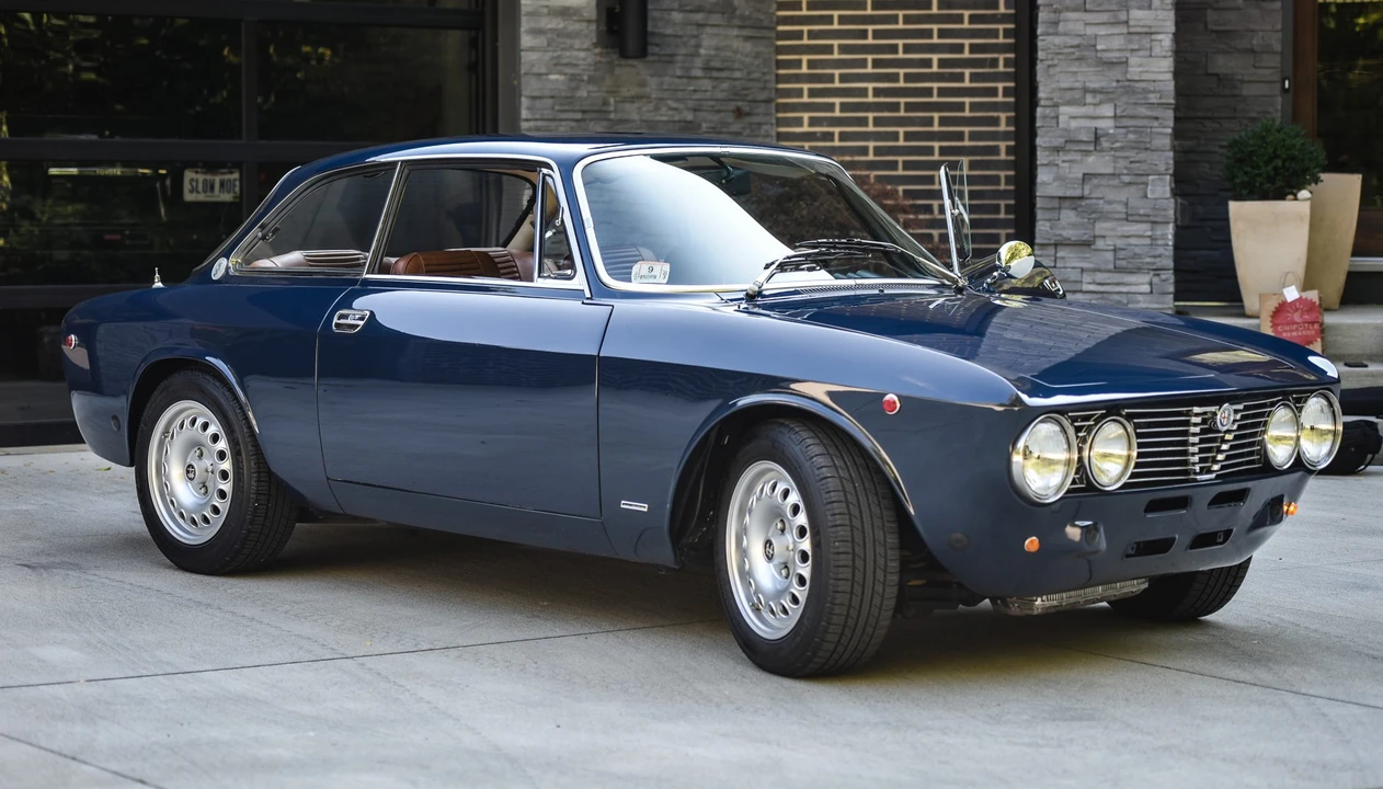 1974 Alfa Romeo 2000 GT Veloce - Image 13 of 31