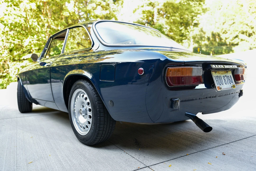 1974 Alfa Romeo 2000 GT Veloce - Image 7 of 31