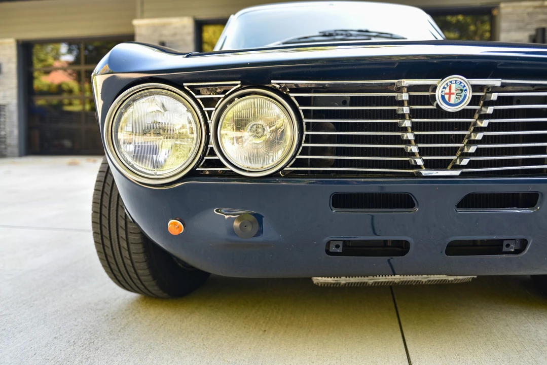 1974 Alfa Romeo 2000 GT Veloce - Image 21 of 31
