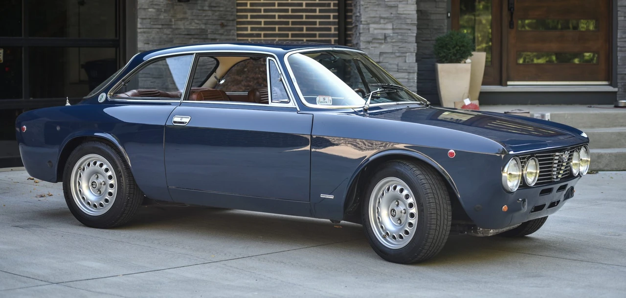 1974 Alfa Romeo 2000 GT Veloce - Image 14 of 31